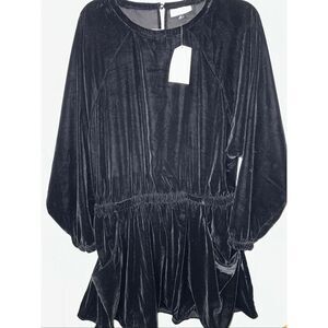 Universal Thread Women's Medium Long Sleeve Black Velvet Mini A-Line Dress
